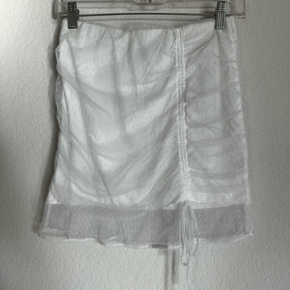Elegant White Ruched Lace Mini Skirt